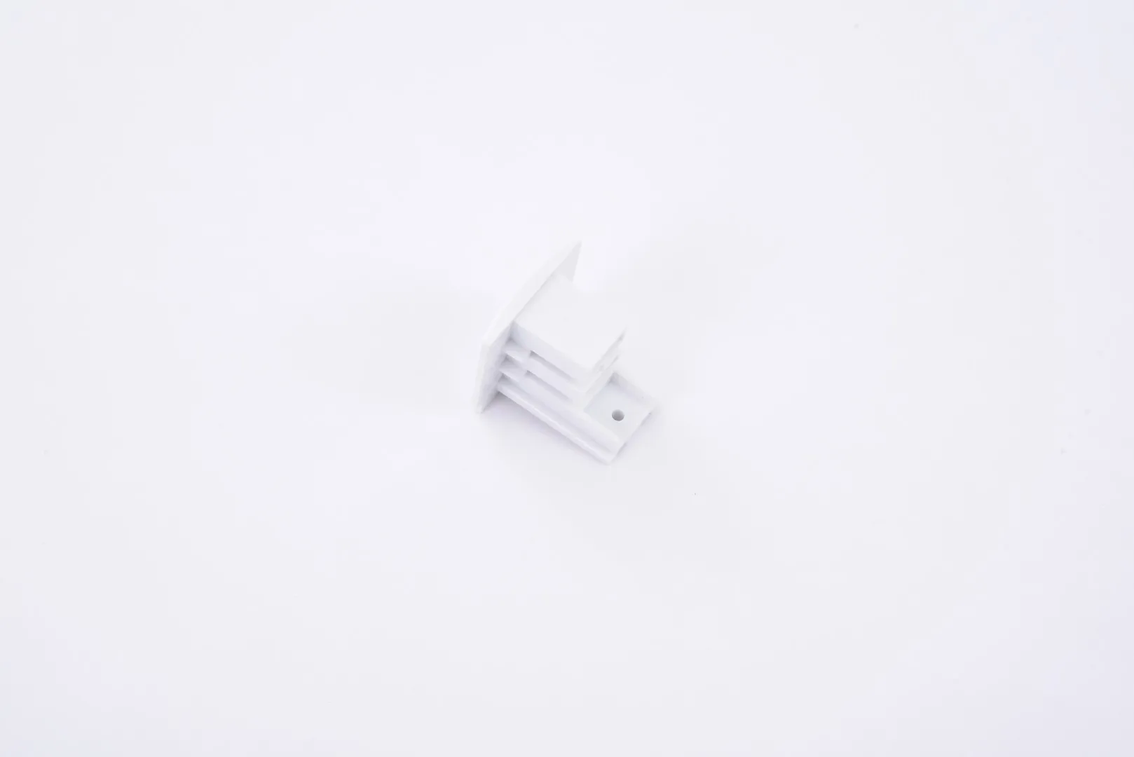 TRACK 3LINE END CAP WH